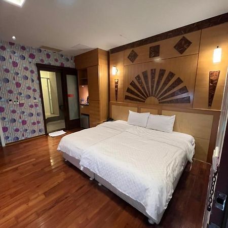 Charming Motel Хуалиен Сити Екстериор снимка