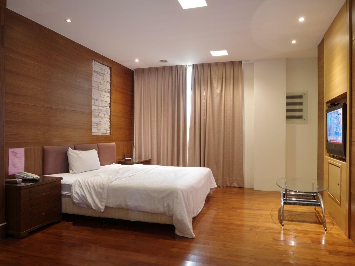 Charming Motel Хуалиен Сити Екстериор снимка